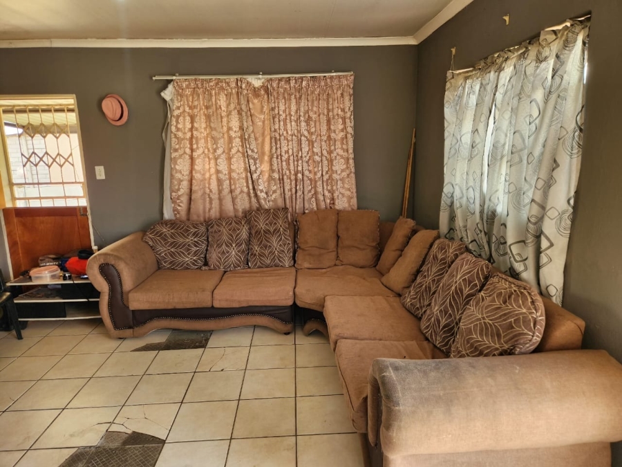 2 Bedroom Property for Sale in Freedom Park North West